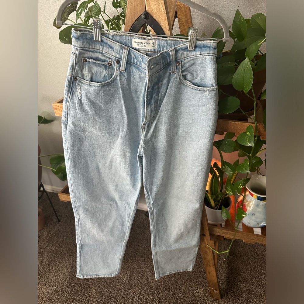 Abercrombie & Fitch - The 90s straight ultra high rise curve love Size 29 (8s)